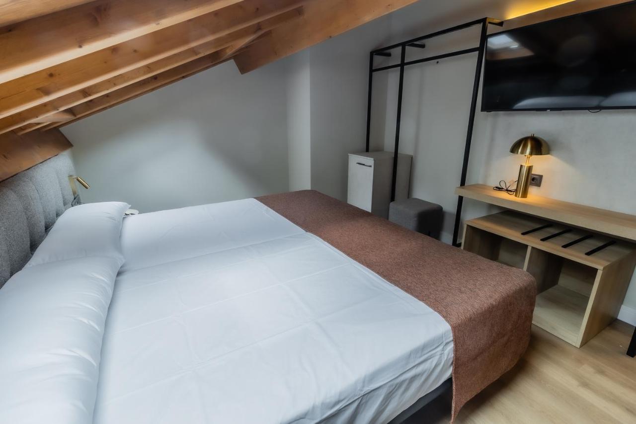 Hotel Corona De Padrón エクステリア 写真