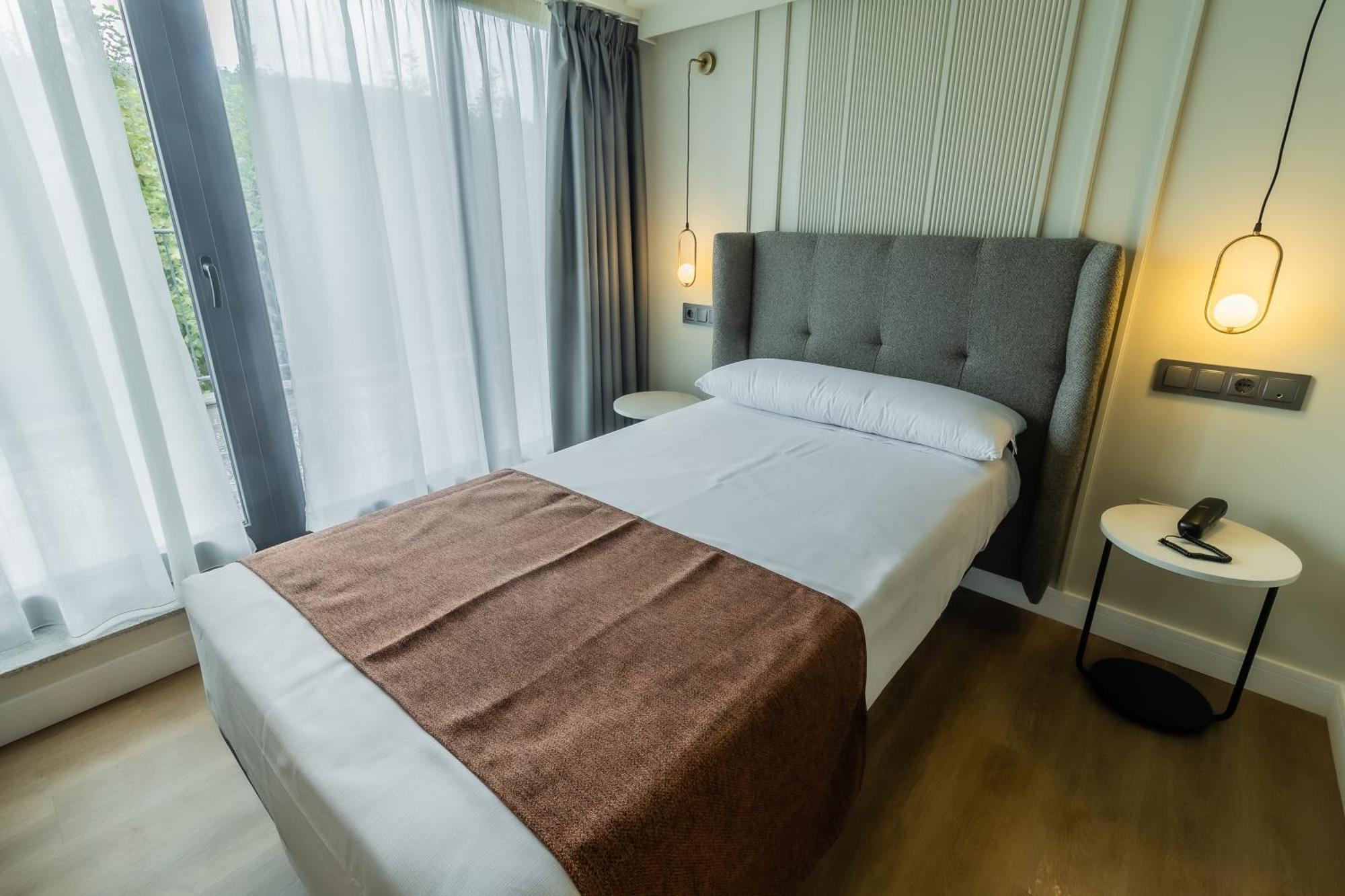 Hotel Corona De Padrón エクステリア 写真