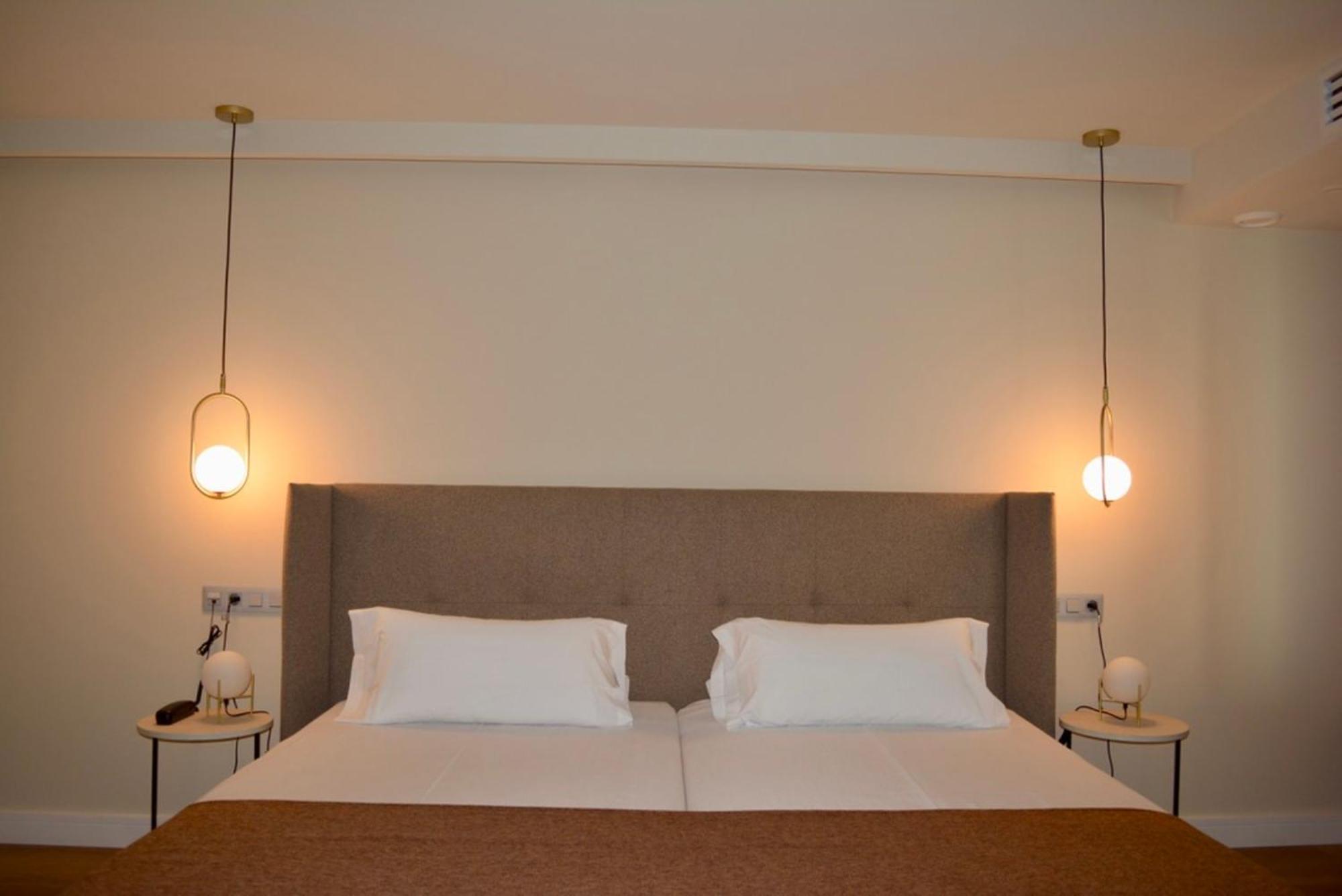Hotel Corona De Padrón エクステリア 写真